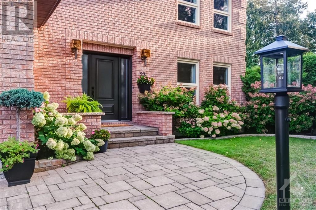 23 Shady Branch Trail, Ottawa, Ontario K2S 1E1 - Photo 2 - 1260296