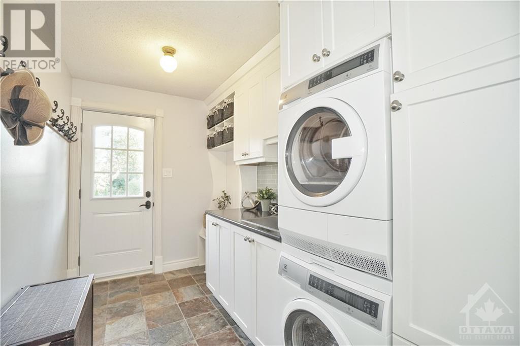 2 Dodder Key, Ottawa, Ontario K2R 1B1 - Photo 15 - 1261215