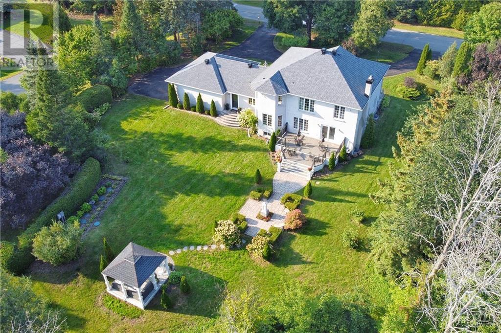 2 Dodder Key, Ottawa, Ontario K2R 1B1 - Photo 2 - 1261215