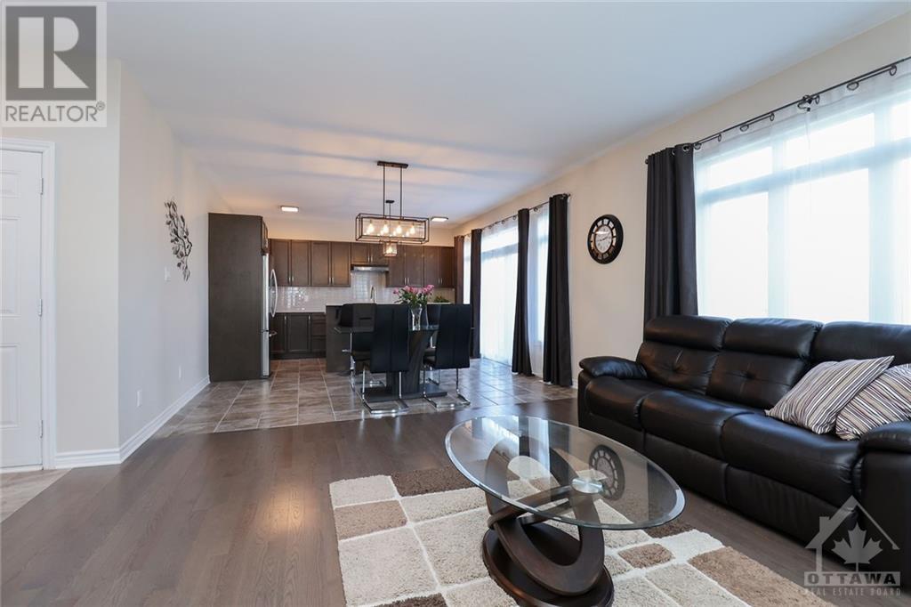 329 Devonian Way, Kanata, Ontario K2T 0L5 - Photo 7 - 1260658