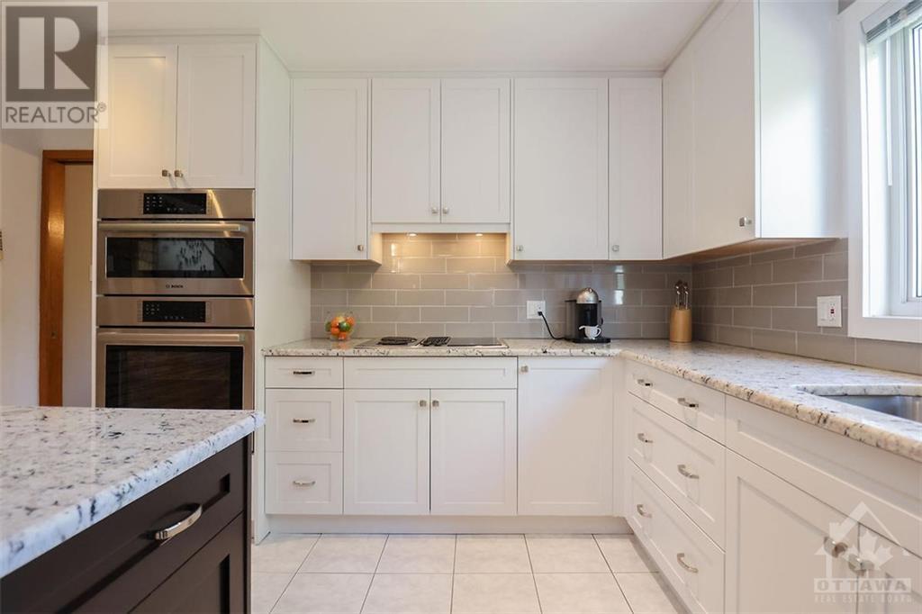 8 Parmalea Crescent, Ottawa, Ontario  K2E 7J3 - Photo 11 - 1261149