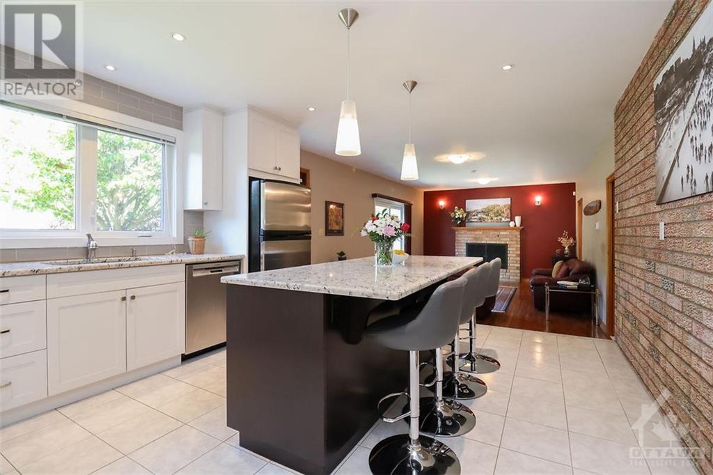 8 Parmalea Crescent, Ottawa, Ontario  K2E 7J3 - Photo 12 - 1261149