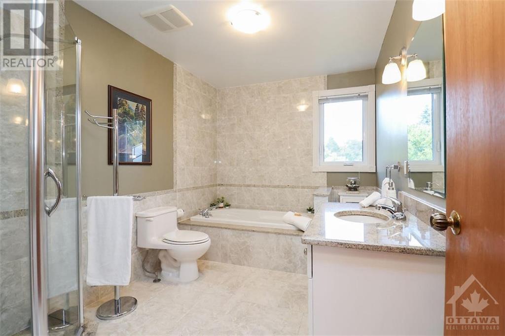 8 Parmalea Crescent, Ottawa, Ontario  K2E 7J3 - Photo 19 - 1261149