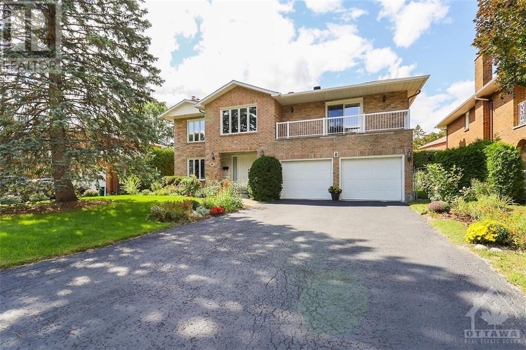 8 Parmalea Crescent, Ottawa, Ontario  K2E 7J3 - Photo 2 - 1261149