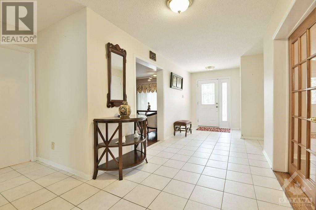 78 Vanstone Drive, Kanata, Ontario  K2L 3T1 - Photo 3 - 1261141
