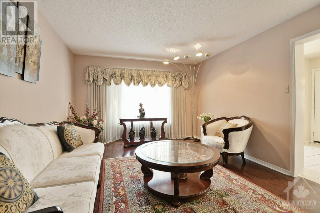 78 Vanstone Drive, Kanata, Ontario  K2L 3T1 - Photo 5 - 1261141