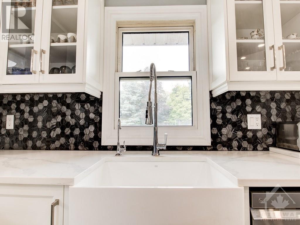 98 Mannheim Court, Kitchener, Ontario N0B 2H0 - Photo 10 - 1261518