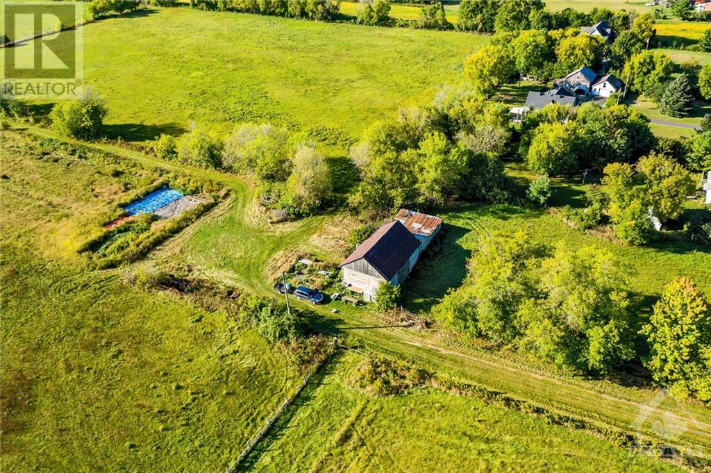 7010 Mansfield Road, Stittsville, Ontario K2S 1B8 - Photo 5 - 1261576