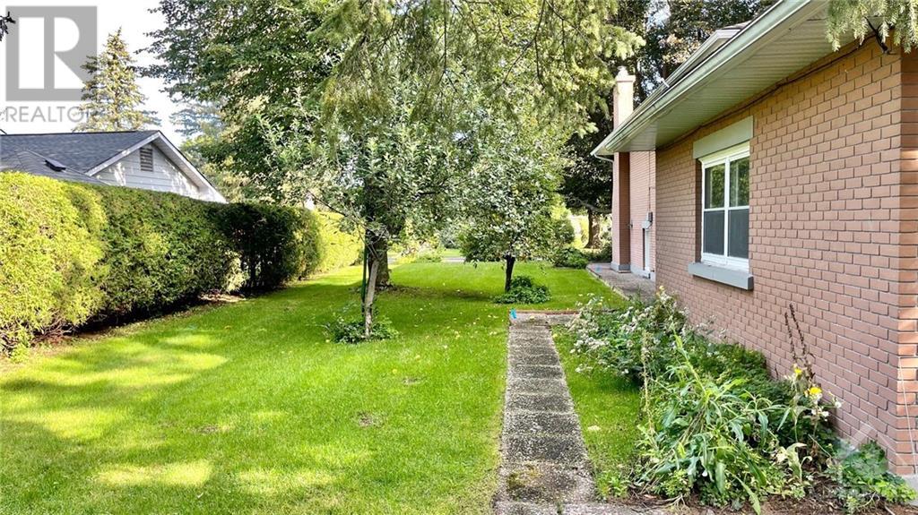 286 Roger Road, Ottawa, Ontario  K1H 5C6 - Photo 25 - 1252677