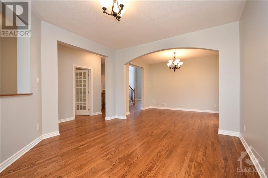 150 Strathcarron Crescent, Ottawa, Ontario  K2K 0C8 - Photo 6 - 1261665