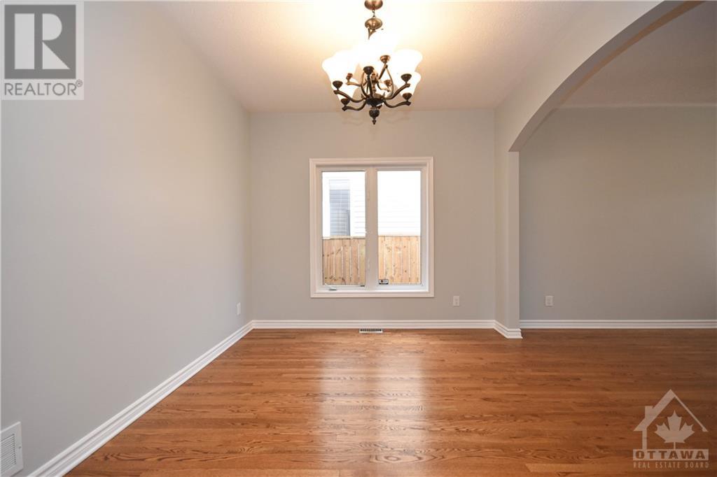 150 Strathcarron Crescent, Ottawa, Ontario  K2K 0C8 - Photo 8 - 1261665