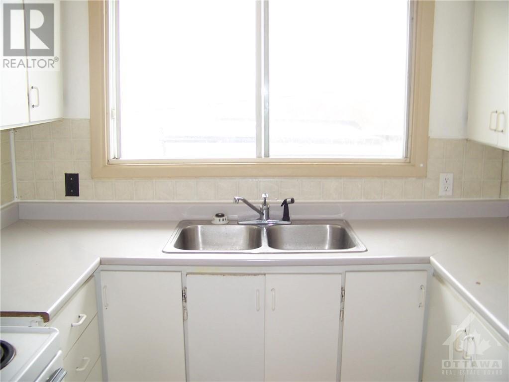 14 Broadway Avenue, Brockville, Ontario  K6V 1V1 - Photo 10 - 1261770