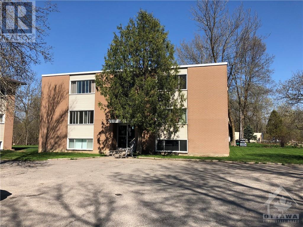 14 Broadway Avenue, Brockville, Ontario  K6V 1V1 - Photo 2 - 1261770