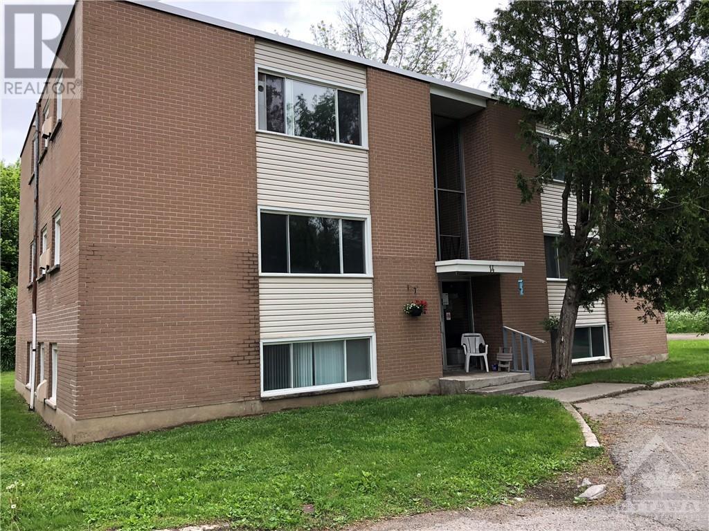 14 Broadway Avenue, Brockville, Ontario  K6V 1V1 - Photo 3 - 1261770