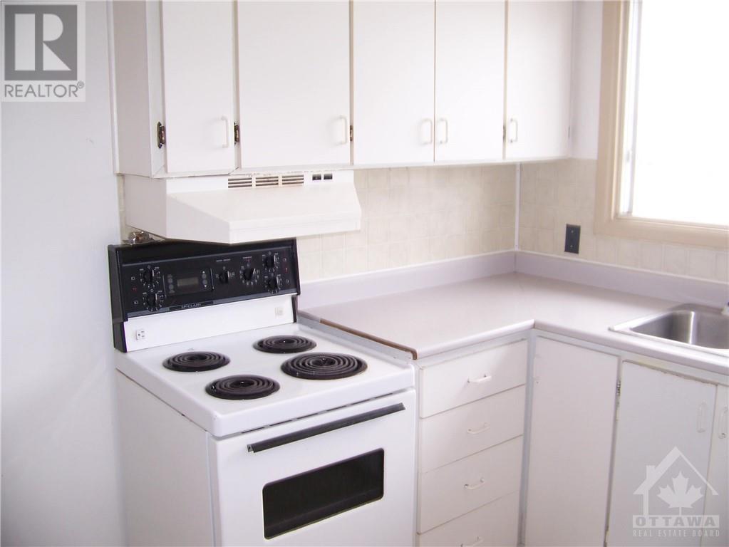 14 Broadway Avenue, Brockville, Ontario  K6V 1V1 - Photo 9 - 1261770