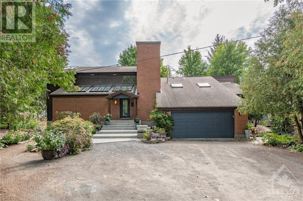 76 VILLA CRESCENT, ottawa, Ontario
