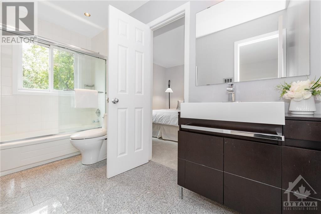 76 Villa Crescent, Ottawa, Ontario  K2C 0H6 - Photo 17 - 1258054