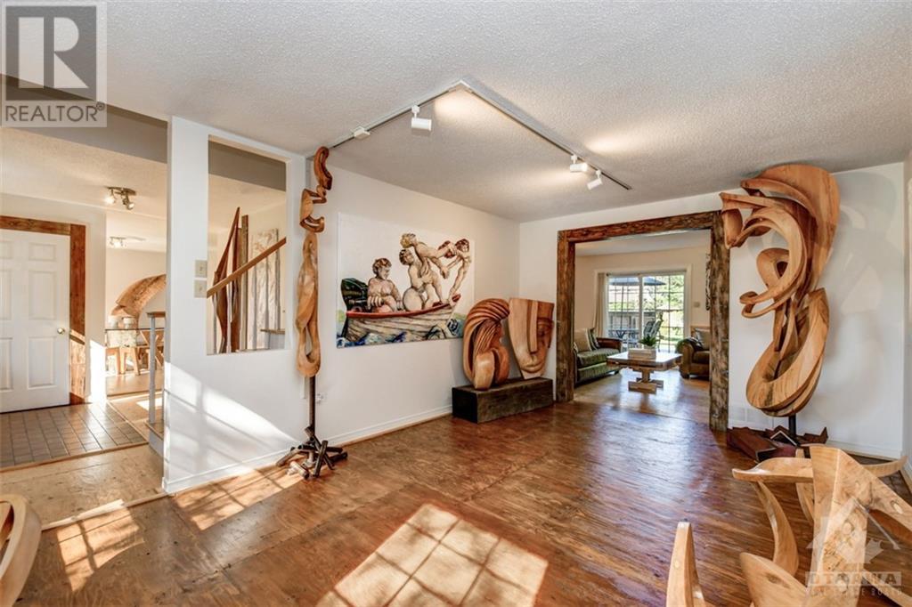 5545 Van Vliet Road, Manotick, Ontario  K4M 1J4 - Photo 3 - 1261687