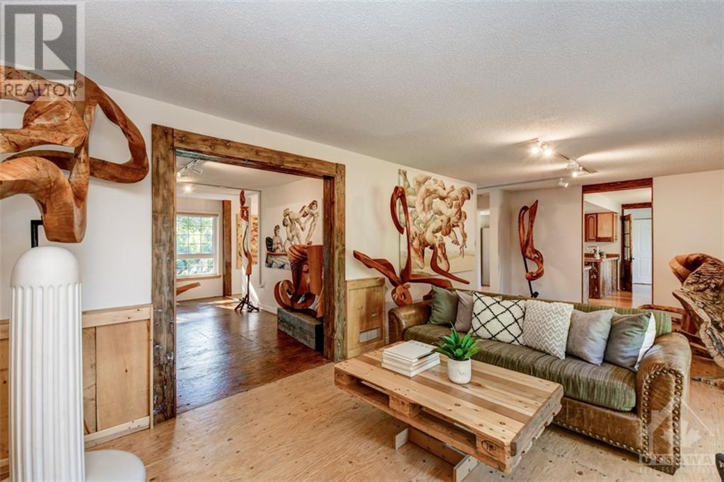 5545 Van Vliet Road, Manotick, Ontario  K4M 1J4 - Photo 5 - 1261687