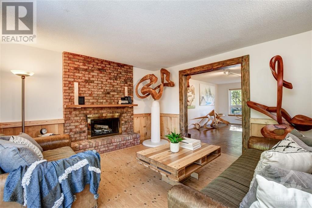 5545 Van Vliet Road, Manotick, Ontario  K4M 1J4 - Photo 6 - 1261687