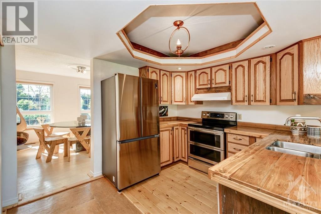 5545 Van Vliet Road, Manotick, Ontario  K4M 1J4 - Photo 9 - 1261687