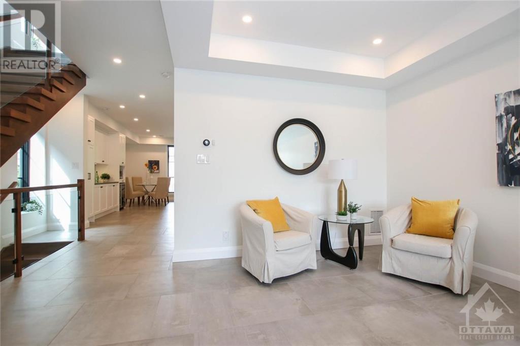 396 Roosevelt Avenue, Ottawa, Ontario  K2A 1Z3 - Photo 4 - 1261930