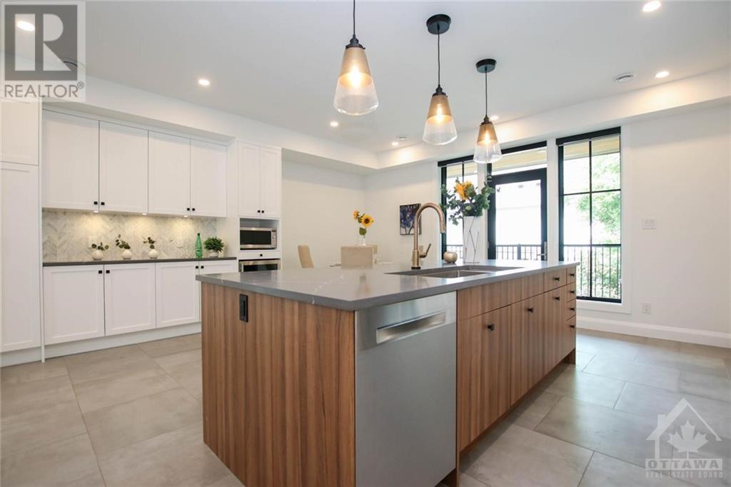 396 Roosevelt Avenue, Ottawa, Ontario  K2A 1Z3 - Photo 7 - 1261930