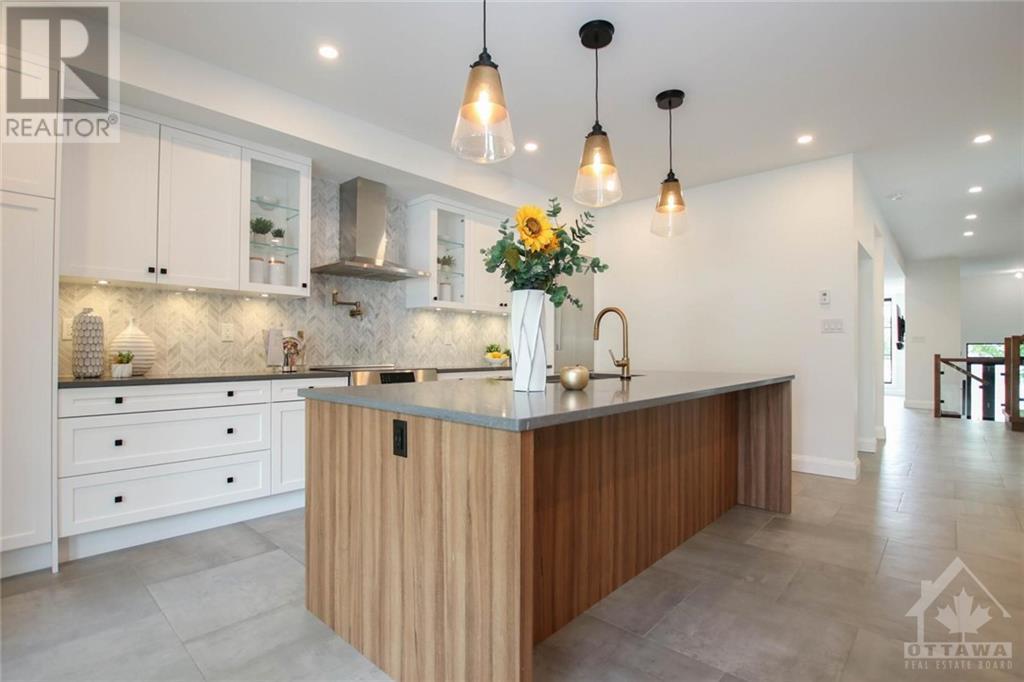 396 Roosevelt Avenue, Ottawa, Ontario  K2A 1Z3 - Photo 8 - 1261930