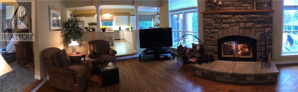 26 Snowberry Way, Ottawa, Ontario  K2S 1W4 - Photo 7 - 1261693